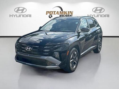 Phantom Black 2025 Hyundai TUCSON SEL Convenience