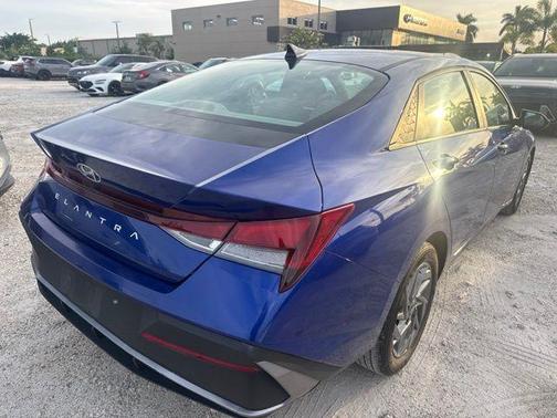 Intense Blue 2024 Hyundai ELANTRA SEL