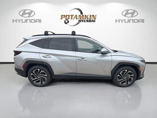 Shimmering Silver 2026 Hyundai TUCSON Limited