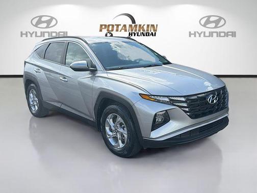 Shimmering Silver 2024 Hyundai TUCSON SEL
