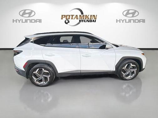 White Pearl 2024 Hyundai TUCSON Limited