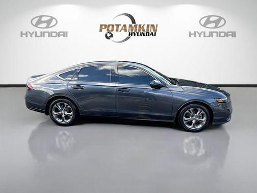 Meteorite Gray Metallic 2024 Honda Accord EX