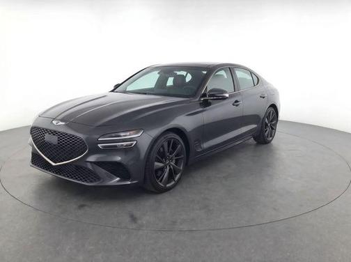 Makalu Gray 2023 Genesis G70 3.3T