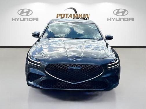 Makalu Gray 2023 Genesis G70 3.3T