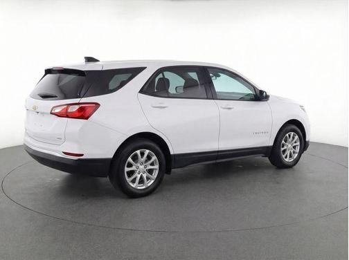 Summit White 2024 Chevrolet Equinox LS