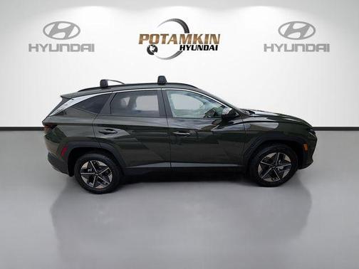 Green 2026 Hyundai TUCSON SEL