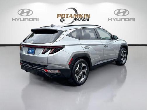 Shimmering Silver 2024 Hyundai TUCSON SEL