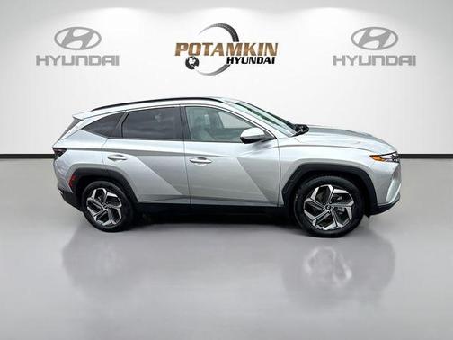 Shimmering Silver 2024 Hyundai TUCSON SEL