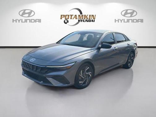 Metal 2025 Hyundai ELANTRA SEL Sport