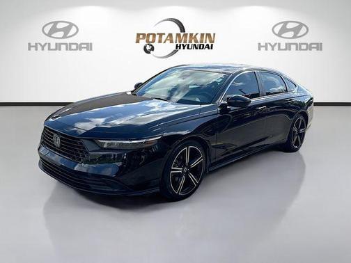 Crystal Black Pearl 2024 Honda Accord Hybrid Sport