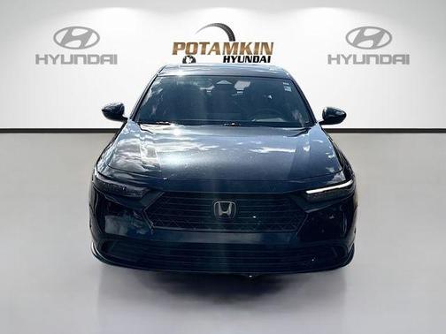 Crystal Black Pearl 2024 Honda Accord Hybrid Sport