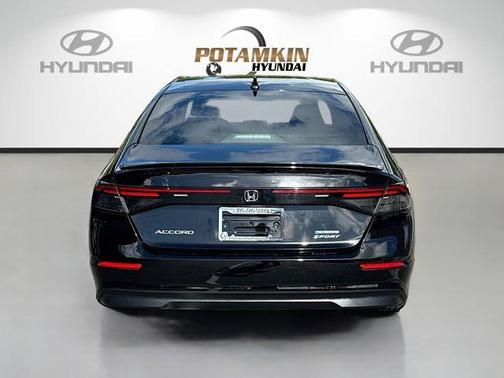 Crystal Black Pearl 2024 Honda Accord Hybrid Sport