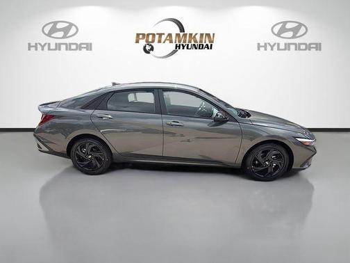 Amazon Gray 2026 Hyundai ELANTRA SEL Sport