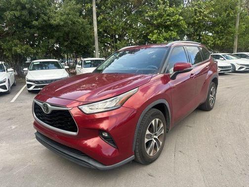 Red 2020 Toyota Highlander XLE
