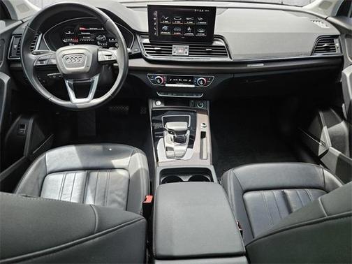 2023 Audi Q5 40 Premium Plus