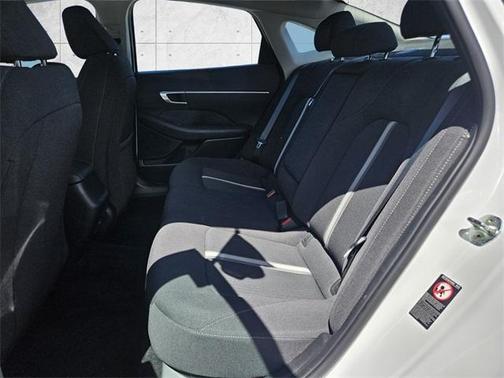 2022 Hyundai SONATA SEL