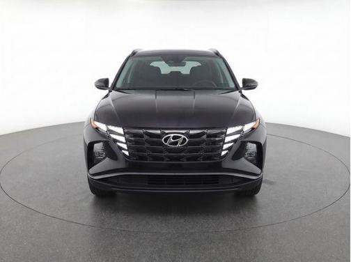 Black Pearl 2024 Hyundai TUCSON SEL