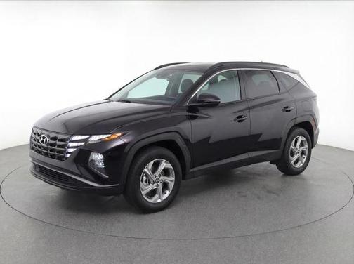 Black Pearl 2024 Hyundai TUCSON SEL