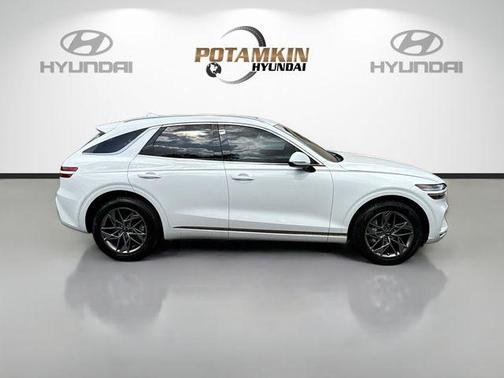 2024 Genesis GV70 2.5T