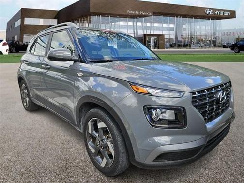 2022 Hyundai VENUE SEL