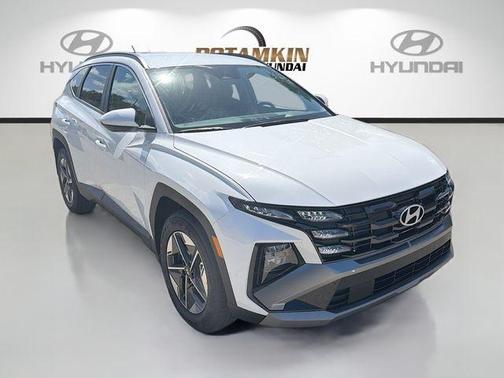 White Pearl 2026 Hyundai TUCSON SEL