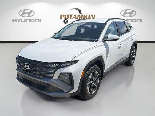 White Pearl 2026 Hyundai TUCSON SEL