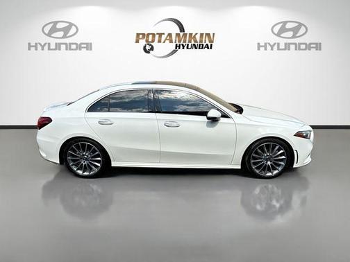 2019 Mercedes-Benz A-Class A 220