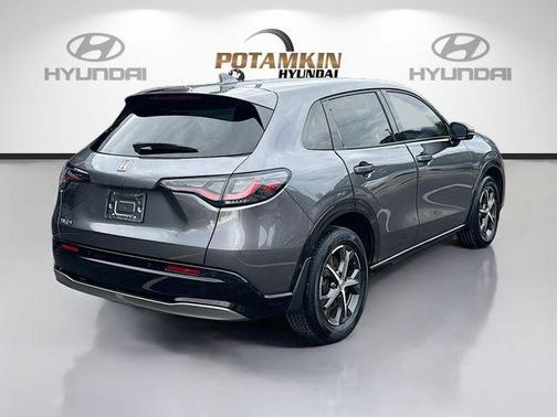 Gray 2024 Honda HR-V EX-L