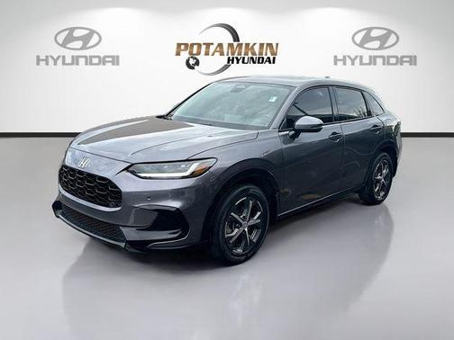 Gray 2024 Honda HR-V EX-L