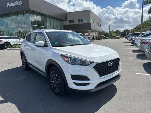2021 Hyundai TUCSON SEL
