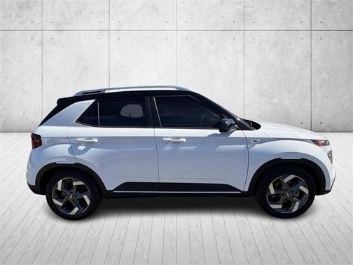 2024 Hyundai VENUE Limited