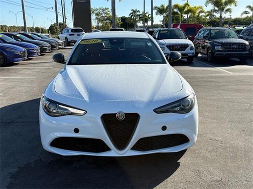 2020 Alfa Romeo Giulia Base