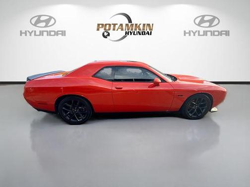 Go Mango! 2023 Dodge Challenger R/T