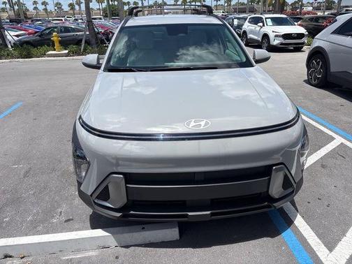 Cyber Gray Metallic 2025 Hyundai KONA SEL
