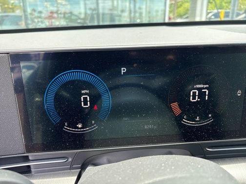 Cyber Gray Metallic 2025 Hyundai KONA SEL