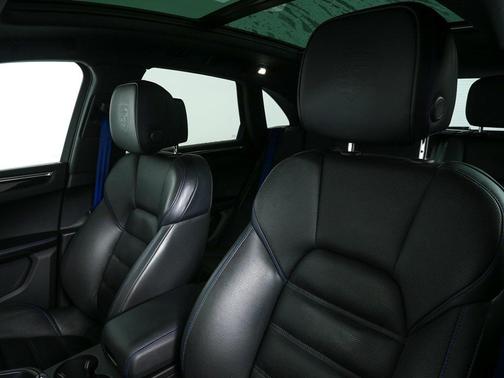 2023 Porsche Macan T