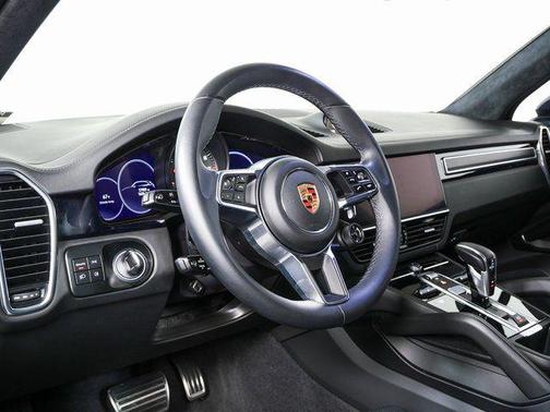 2023 Porsche Cayenne GTS