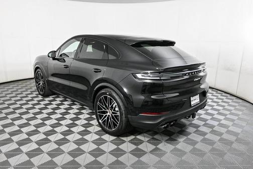 2026 Porsche Cayenne AWD