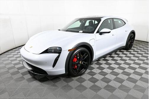 2022 Porsche Taycan Cross Turismo 4S