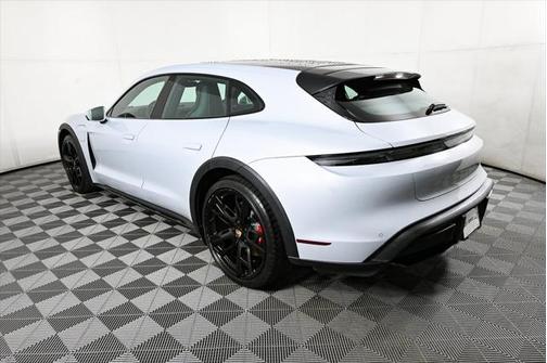 2022 Porsche Taycan Cross Turismo 4S