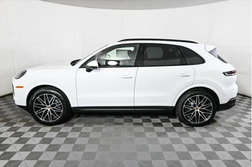 2025 Porsche Cayenne AWD