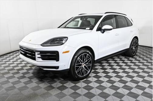 2025 Porsche Cayenne AWD