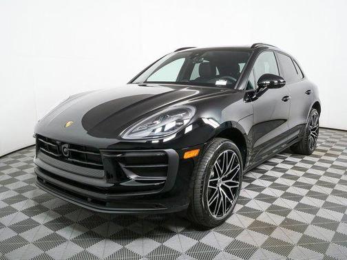 2026 Porsche Macan AWD