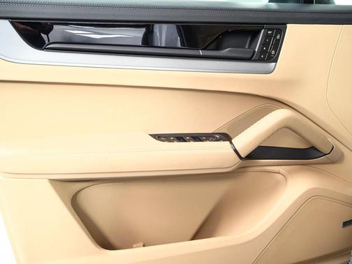 2026 Porsche Cayenne Cayenne S E-Hybrid