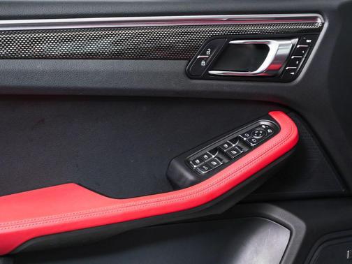 2021 Porsche Macan GTS