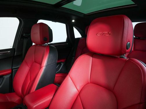 2021 Porsche Macan GTS