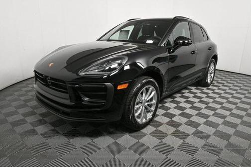 2025 Porsche Macan Base