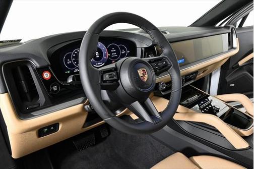 2025 Porsche Cayenne AWD