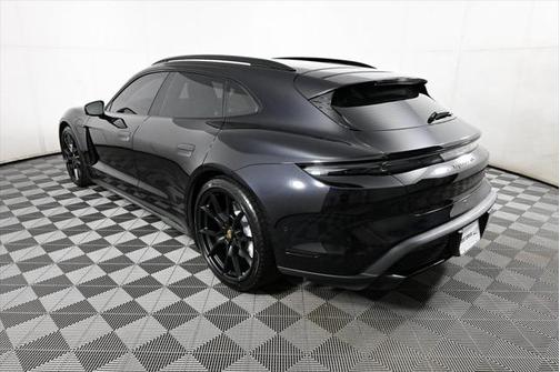 2024 Porsche Taycan Cross Turismo GTS