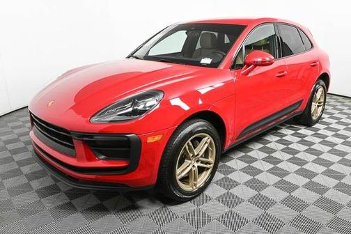2022 Porsche Macan Base